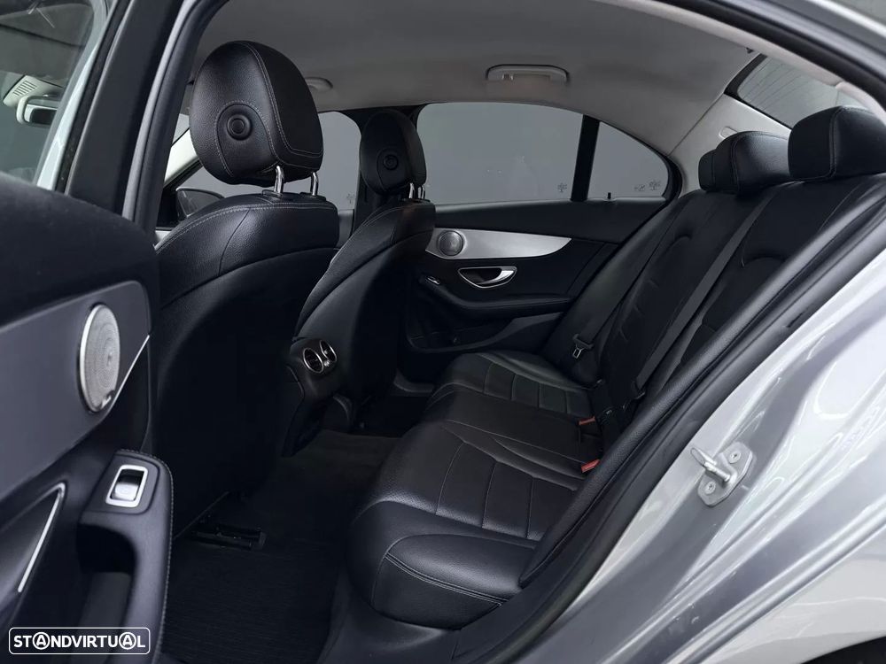 Mercedes-Benz C 350 e - 38