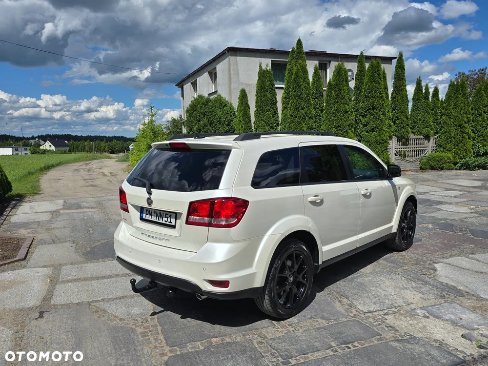Fiat Freemont 2.0 Multijet 16V DPF Automatik Allrad Black Code - 15