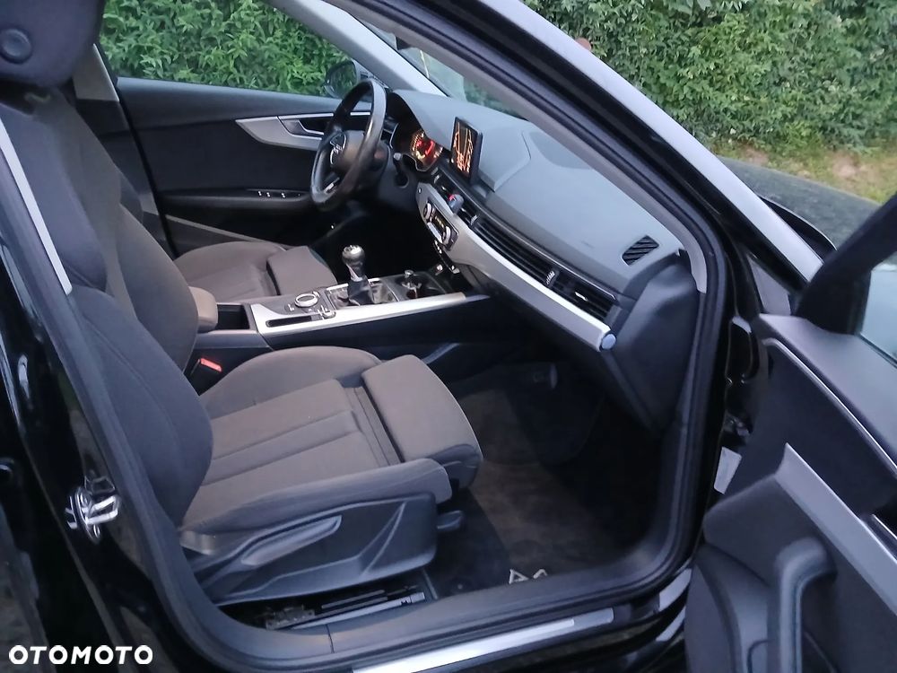 Audi A4 Avant 2.0 TDI design - 13