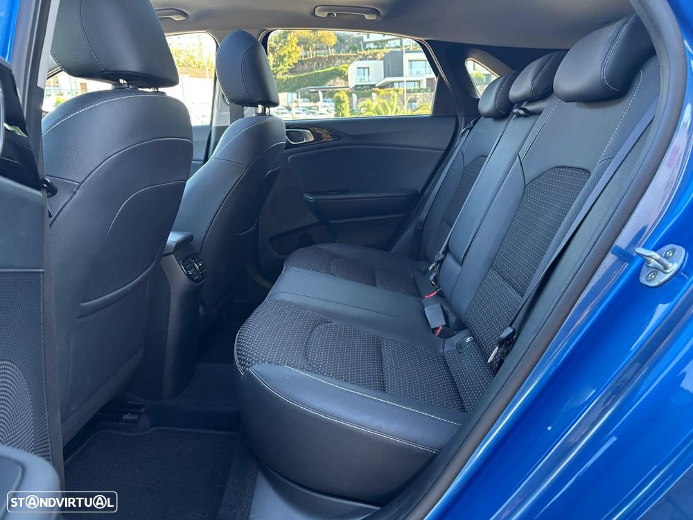 Kia Ceed 1.0 T-GDi Sport - 10