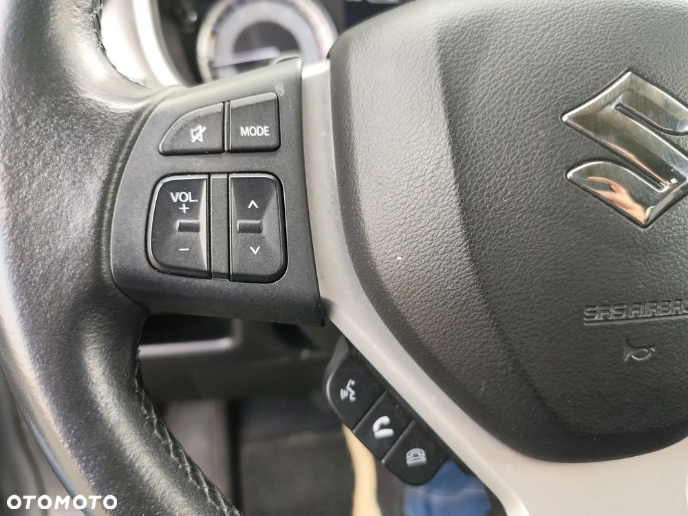 Suzuki Vitara 1.5 Strong Hybrid Premium 2WD AGS - 19