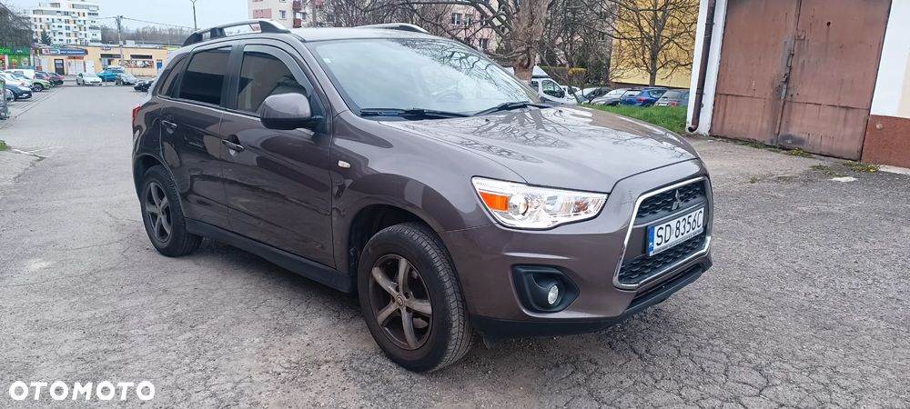 Mitsubishi ASX 1.6 Inform - 1