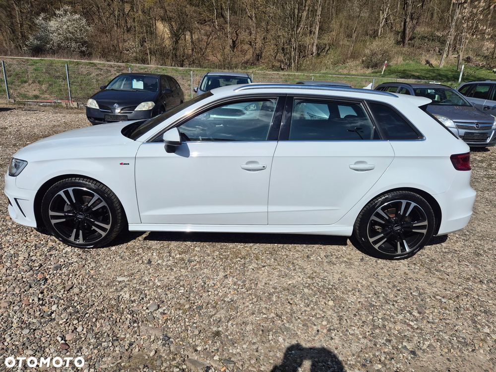 Audi A3 Sportback 2.0 TDI S tronic S line Sportpaket - 8