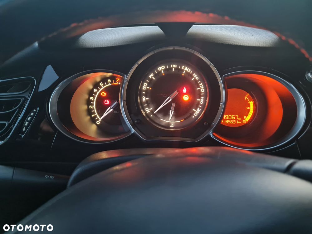 Citroën DS3 VTi 120 SoChic - 13