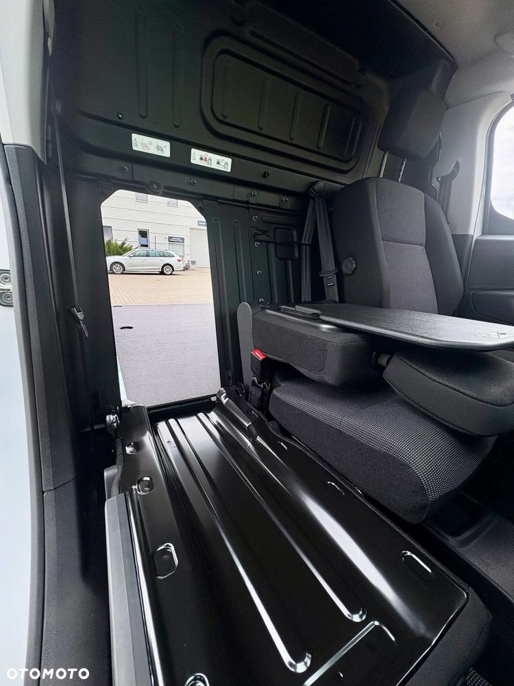 Fiat Doblo 1.5 130 KM S&S MT6 - 5