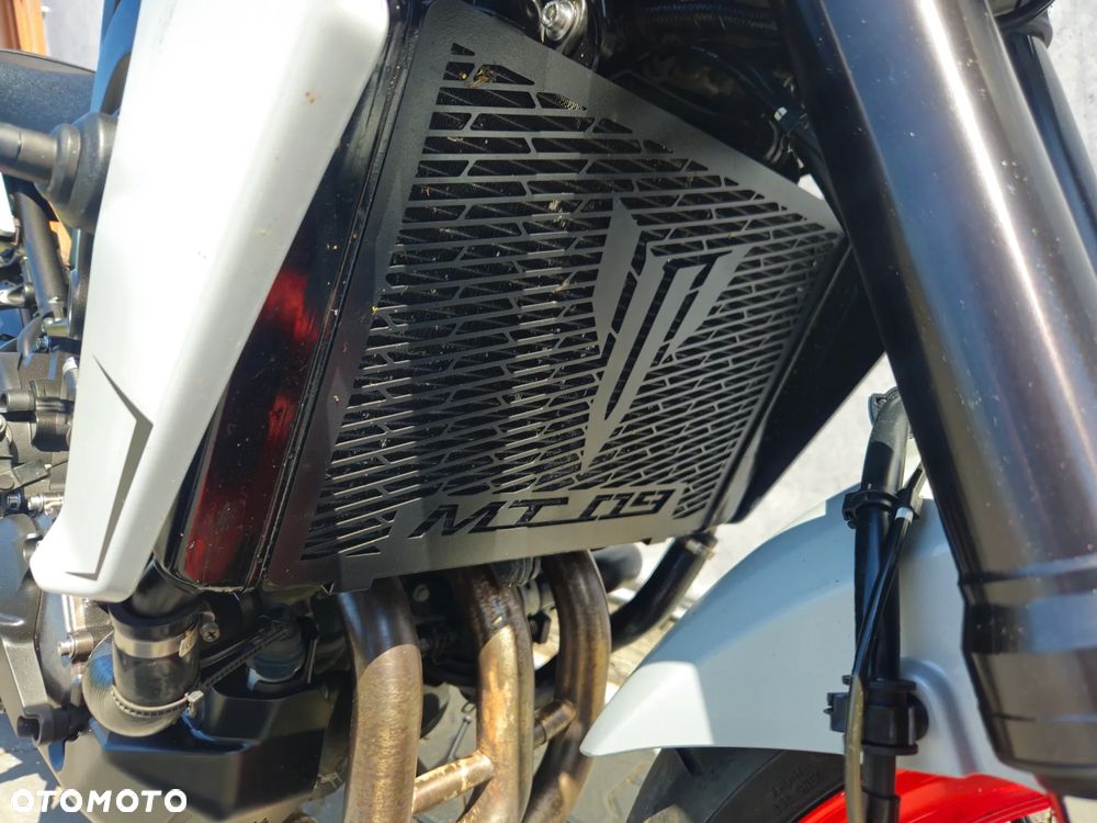 Yamaha MT - 13