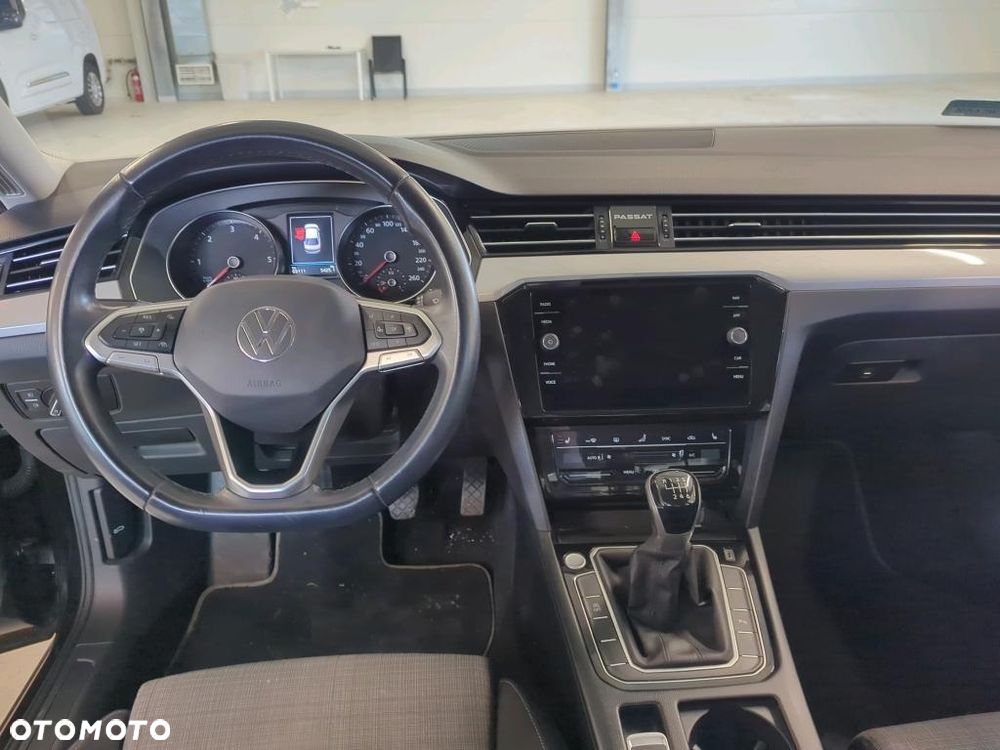 Volkswagen Passat 2.0 TDI EVO Business - 7