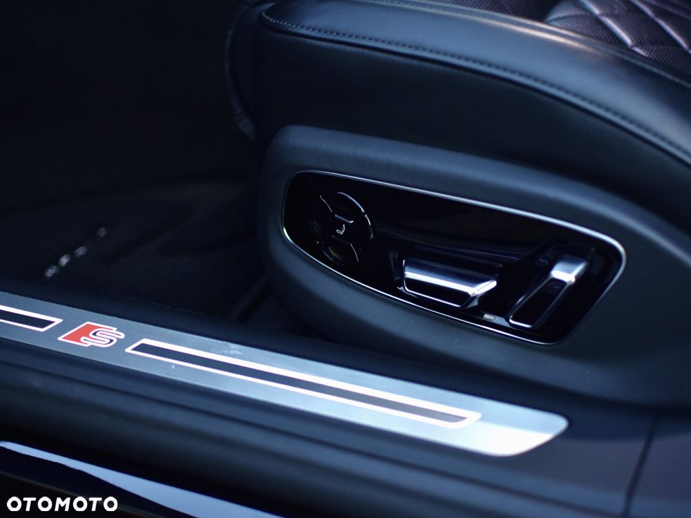 Audi S8 4.0 TFSI Quattro - 10