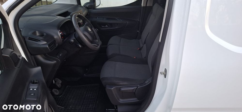 Toyota Proace City - 11