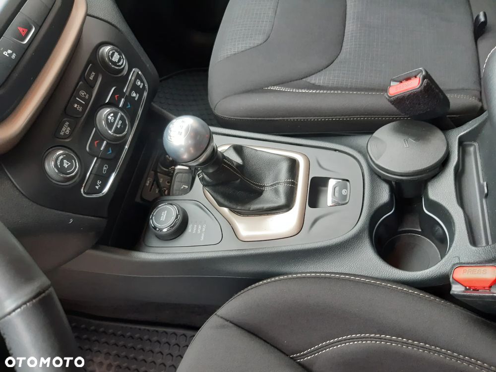 Jeep Cherokee 2.0 Multijet Longitude - 21