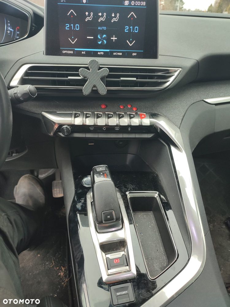 Peugeot 3008 BlueHDi 130 Stop & Start EAT8 Allure Pack - 25