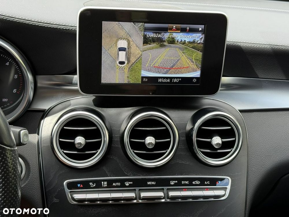 Mercedes-Benz GLC 220 d 4Matic 9G-TRONIC - 33