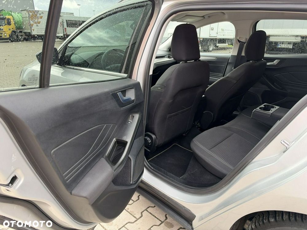 Ford Focus - 14