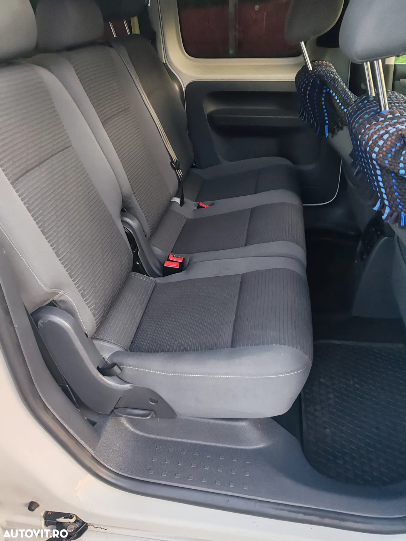 Volkswagen Caddy 2.0 TDI Comfortline DSG - 9