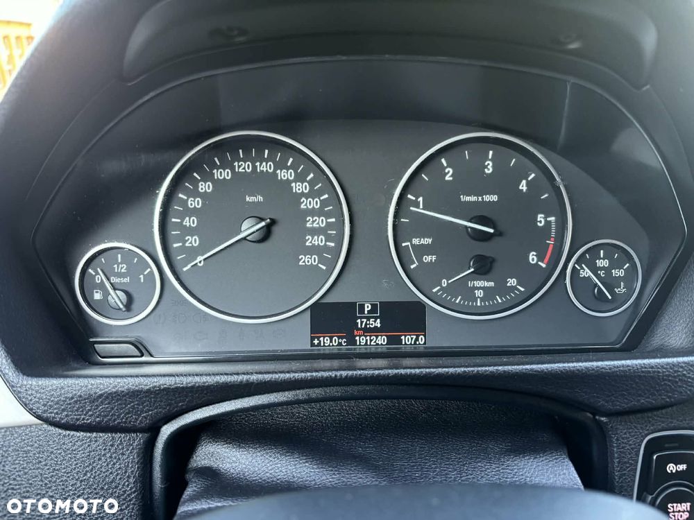 BMW Seria 3 316d - 9