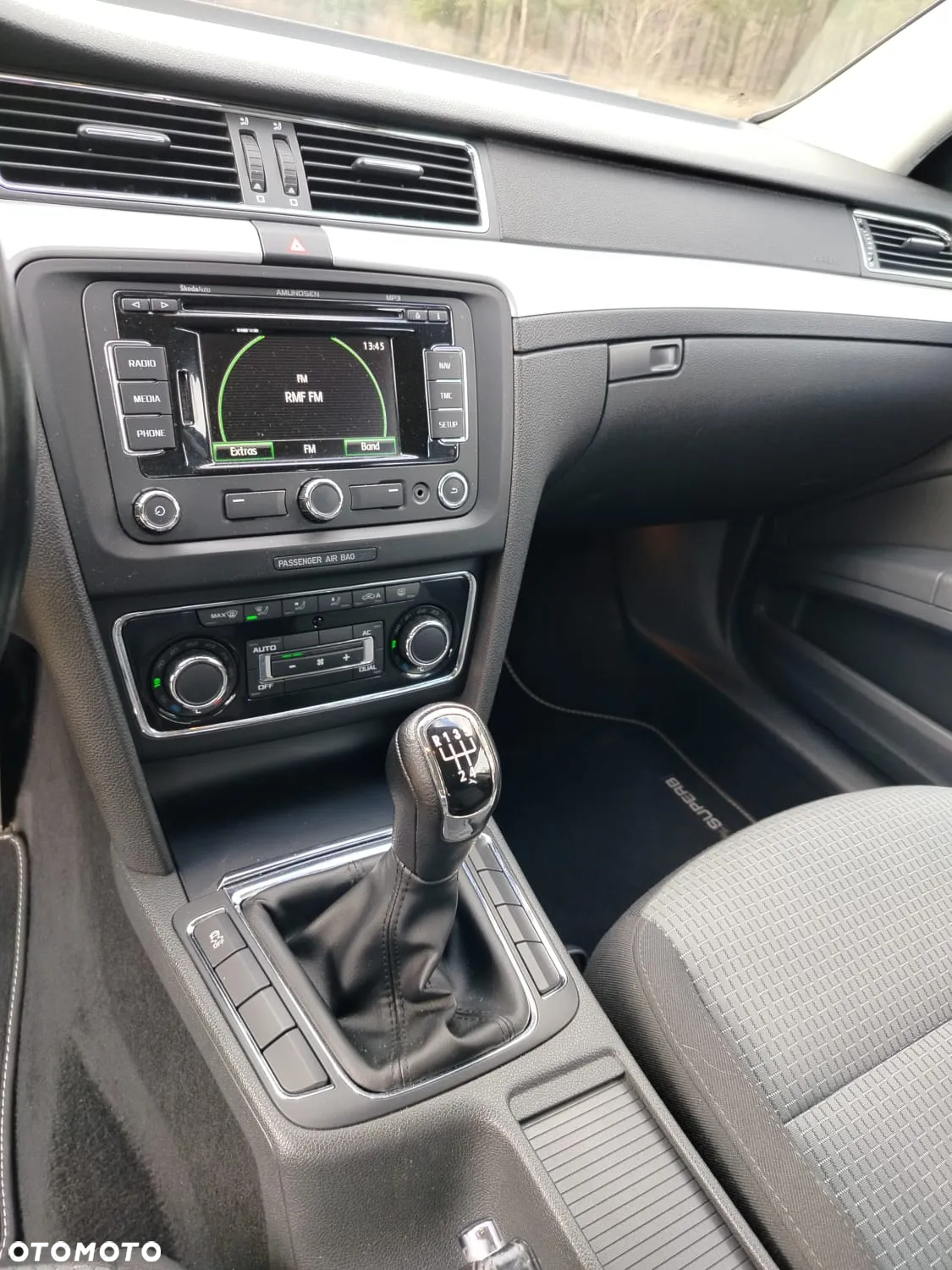 Skoda Superb 1.6 TDI Ambition - 14