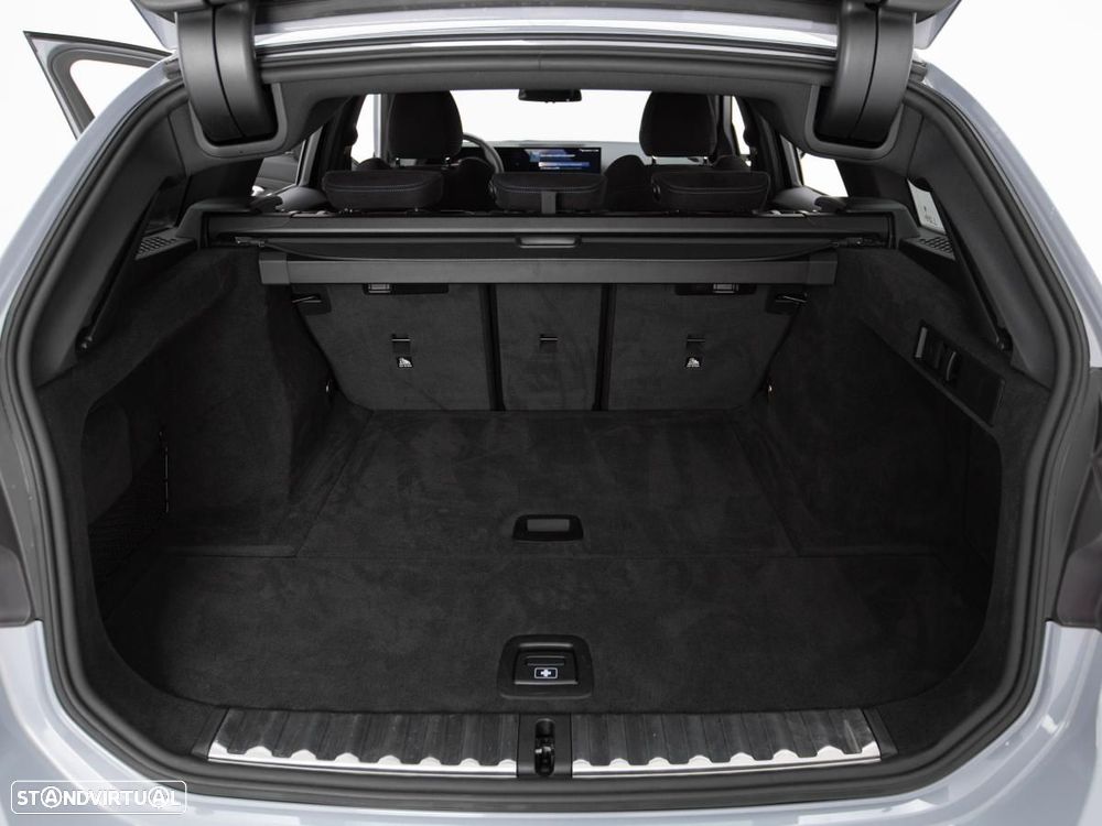 BMW 330 i xDrive Aut. - 13