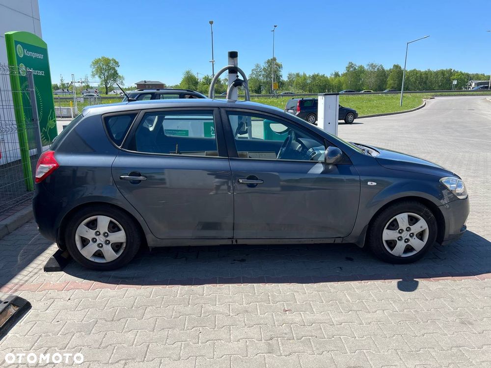 Kia Ceed 1.4 S - 2