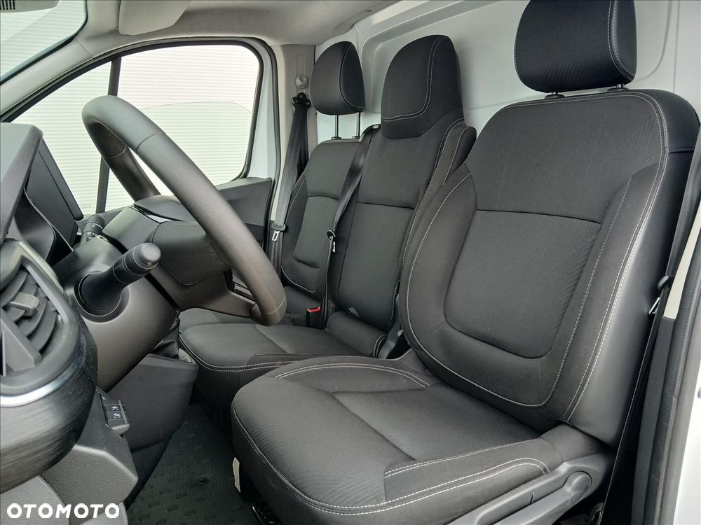 Renault trafic - 18