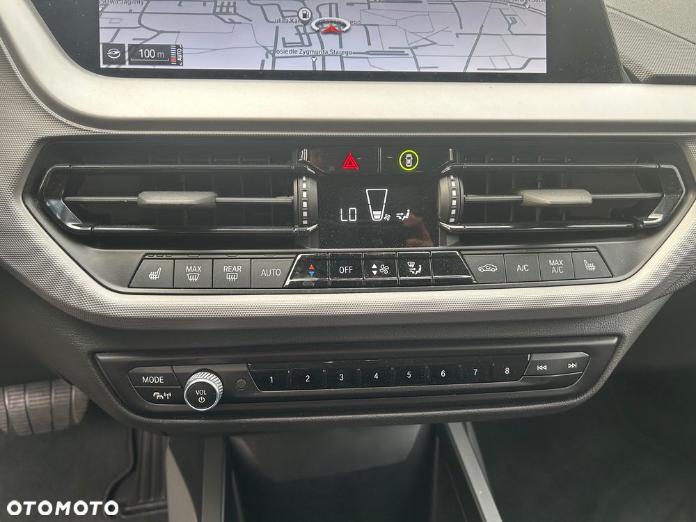 BMW Seria 1 118i Advantage - 22