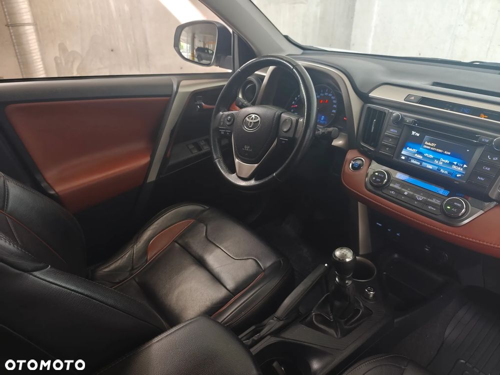 Toyota RAV4 2.0 D-4D Prestige - 18