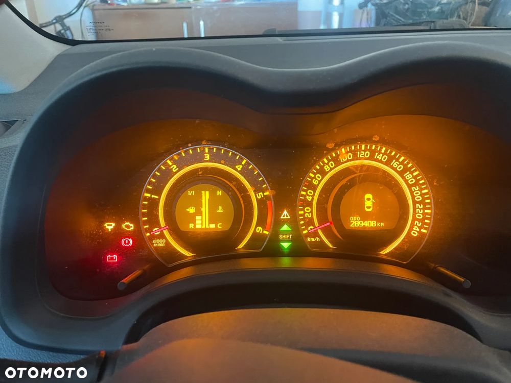 Toyota Corolla - 8