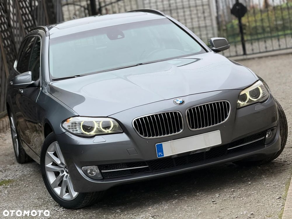 BMW Seria 5 520d Luxury Line - 11