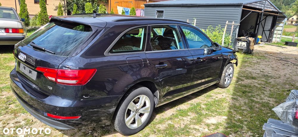 Audi A4 Avant - 5