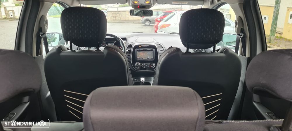 Renault Captur 0.9 TCE Exclusive - 9