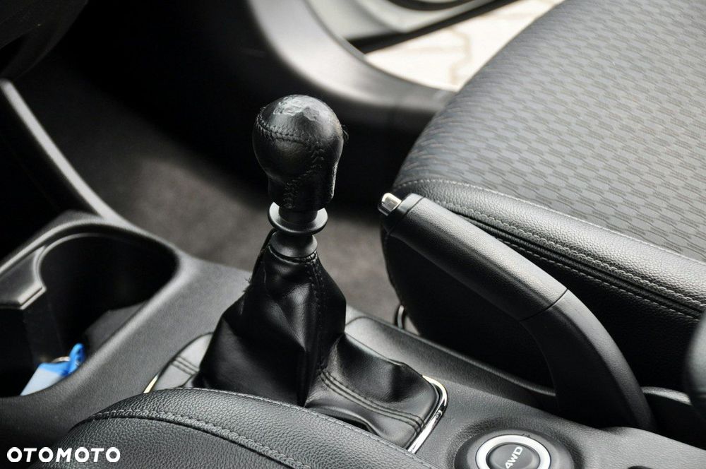 Mitsubishi Outlander - 33