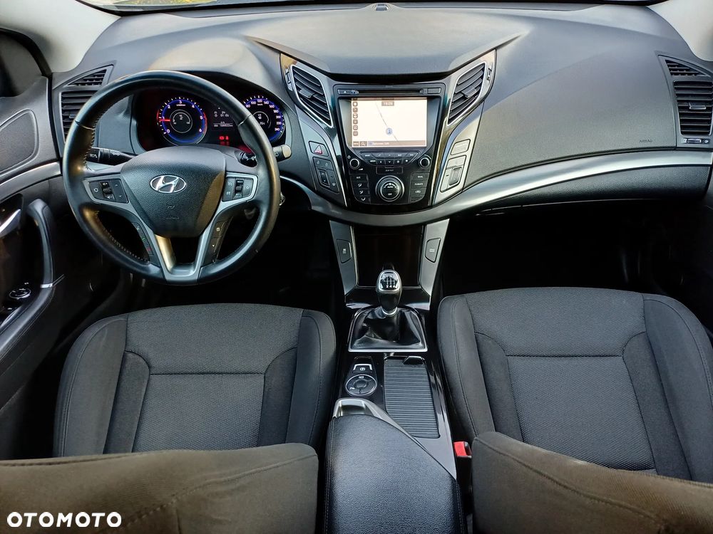 Hyundai i40 Kombi 1.7 CRDi Premium - 15