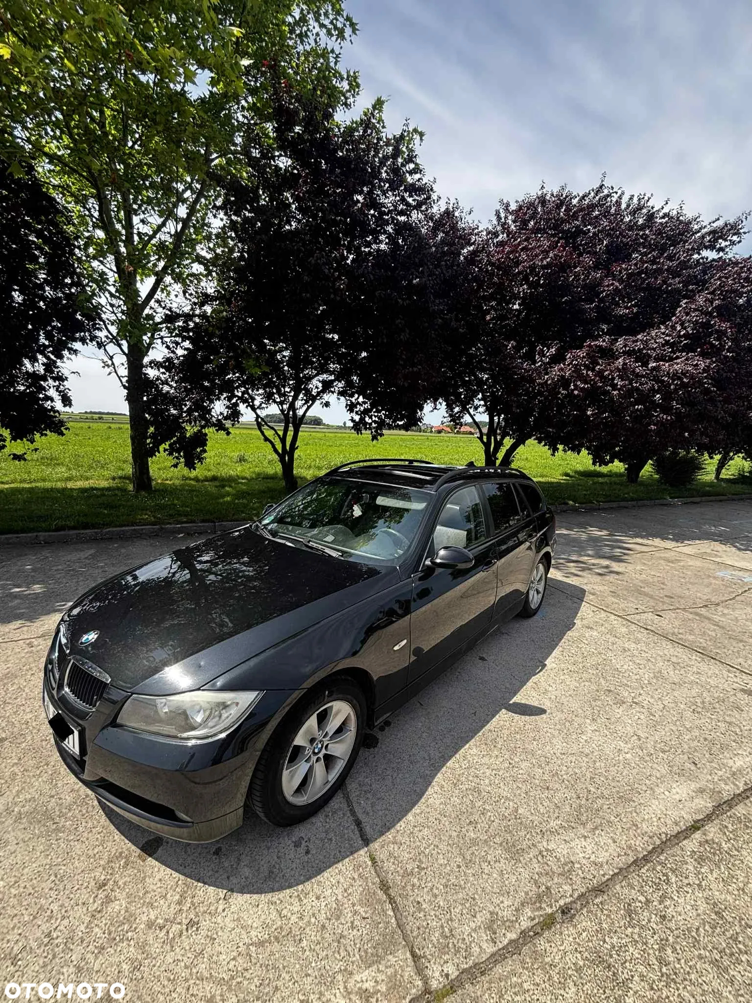 BMW Seria 3 320i Touring - 2