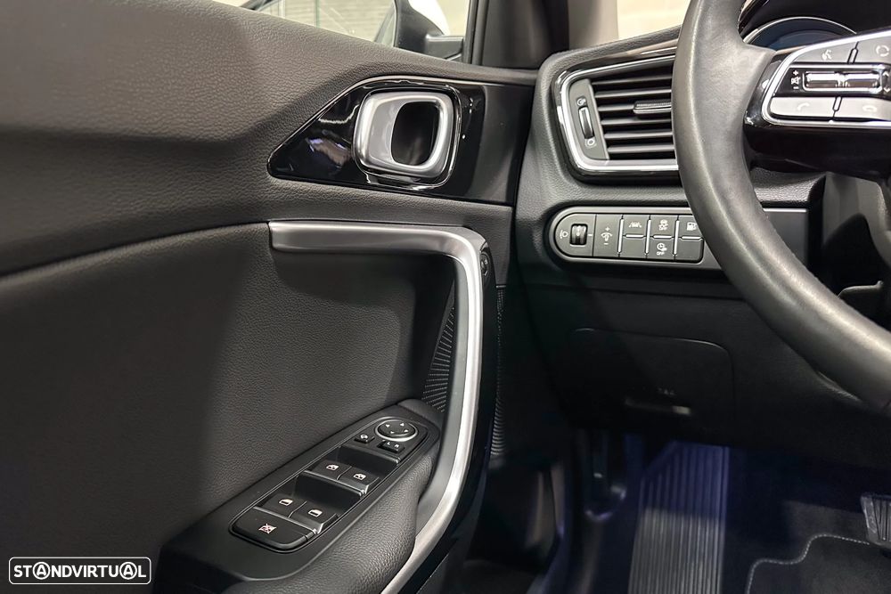 Kia XCeed 1.6 GDi PHEV Drive - 46