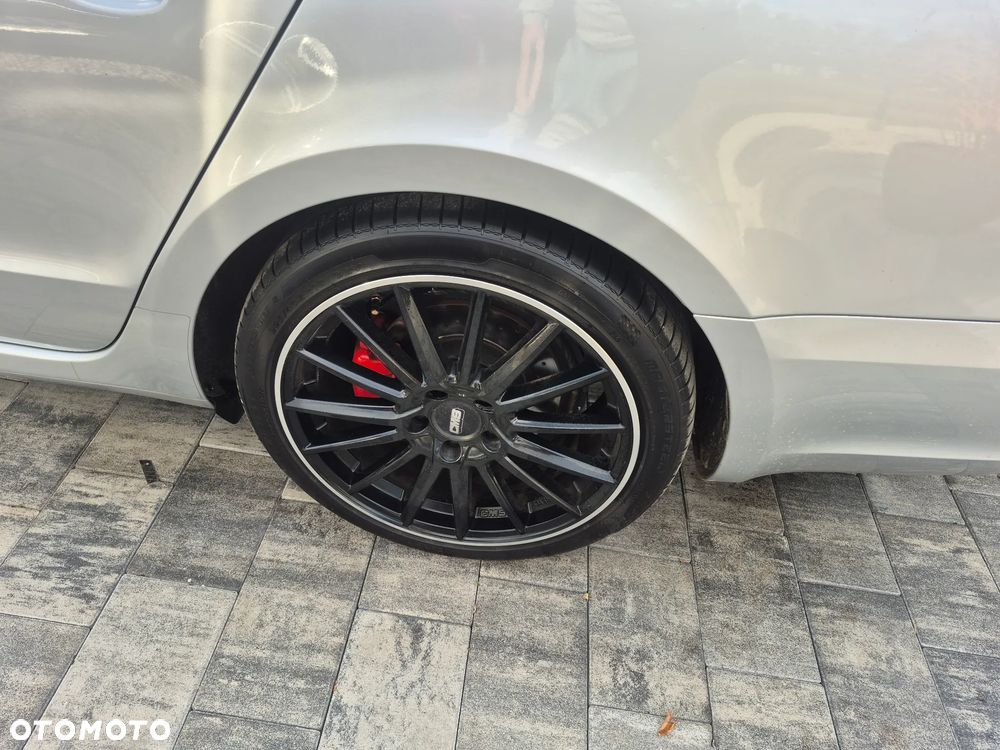 Skoda Superb - 9
