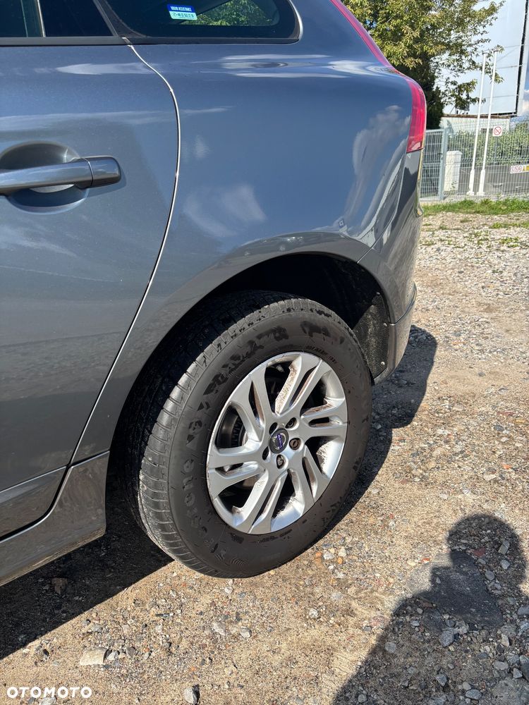 Volvo XC 60 D4 Drive-E Momentum - 9