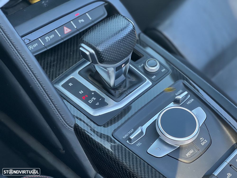 Audi R8 Spyder 5.2 FSi V10 S tronic - 18