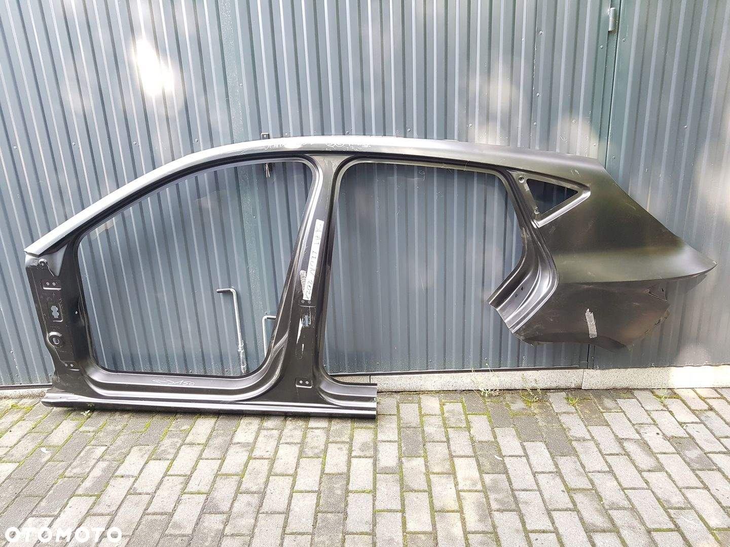SEAT LEON 19 lewy słupek rama bok próg błotnik tył poszycie 5FA809605B - 2