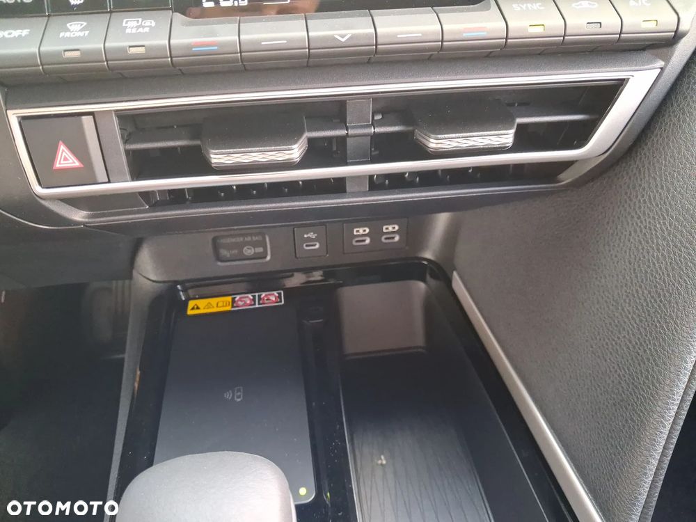Toyota Camry 2.5 Hybrid Dynamic Force Prestige e-CVT - 22