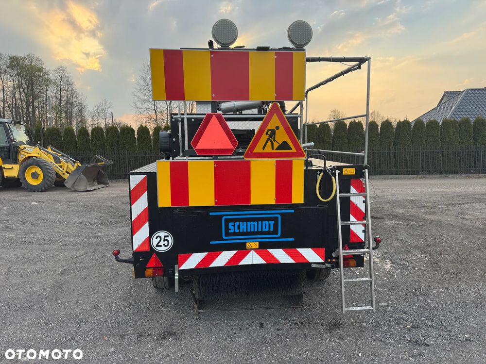 Aebi Schmidt BRODDWAY SENIOR 2000 / JAK NOWA BEZ ADBLU I DPF - 5
