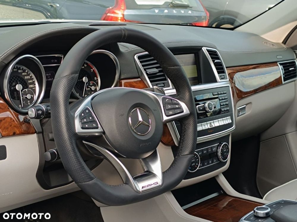 Mercedes-Benz GL - 6