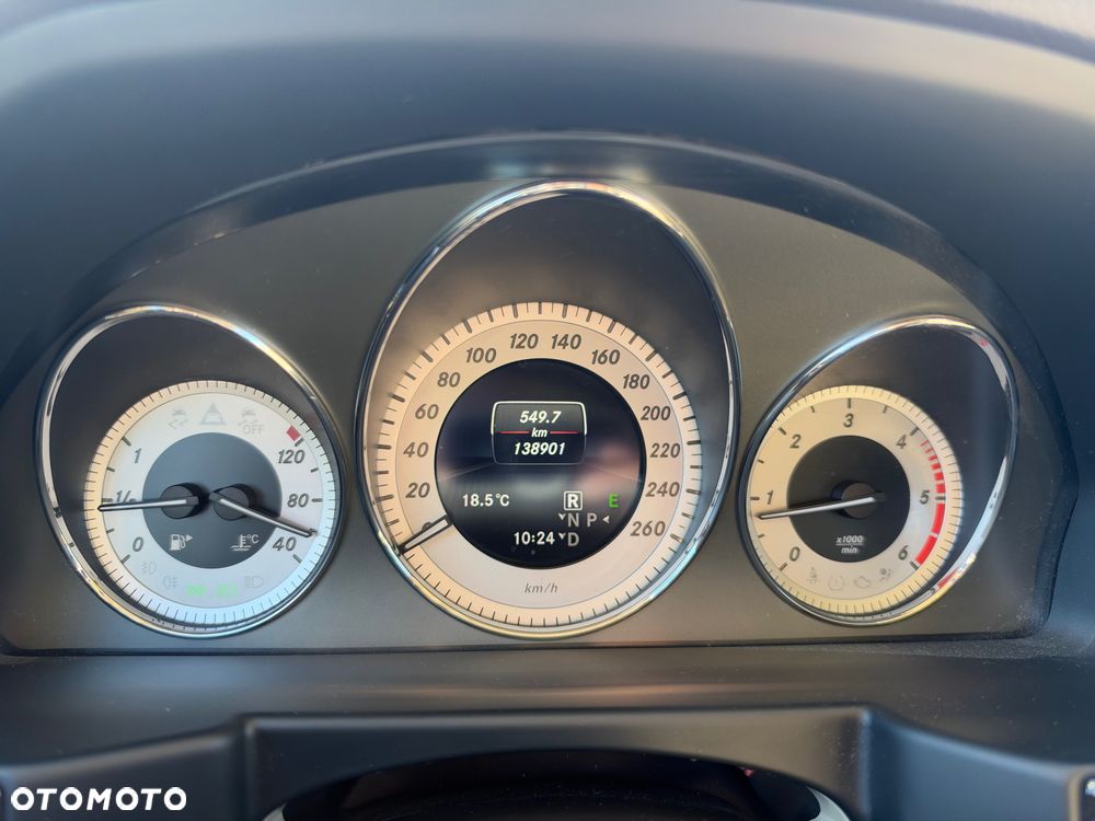 Mercedes-Benz GLK - 10