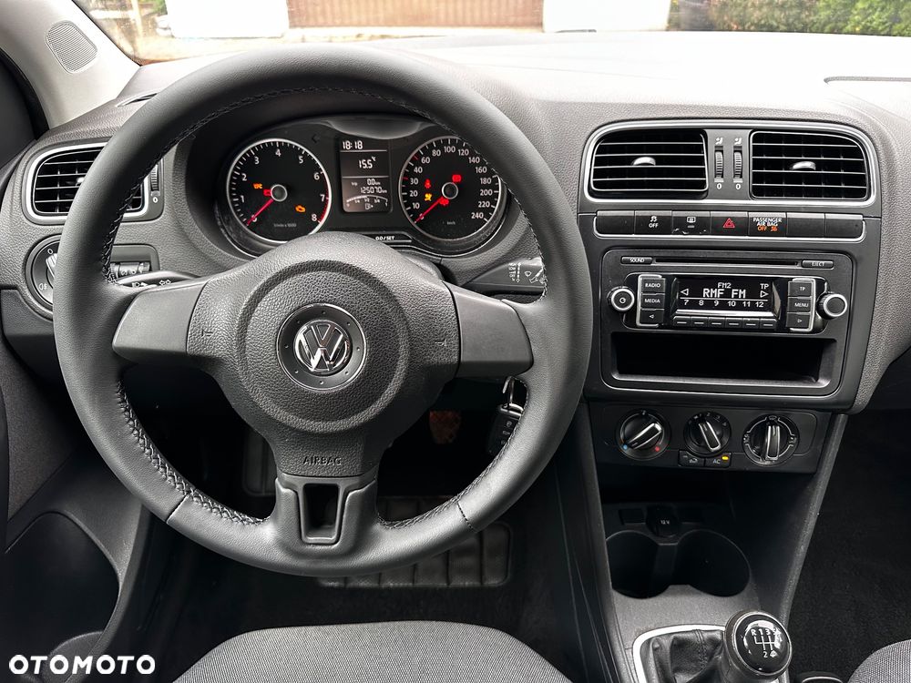 Volkswagen Polo - 29