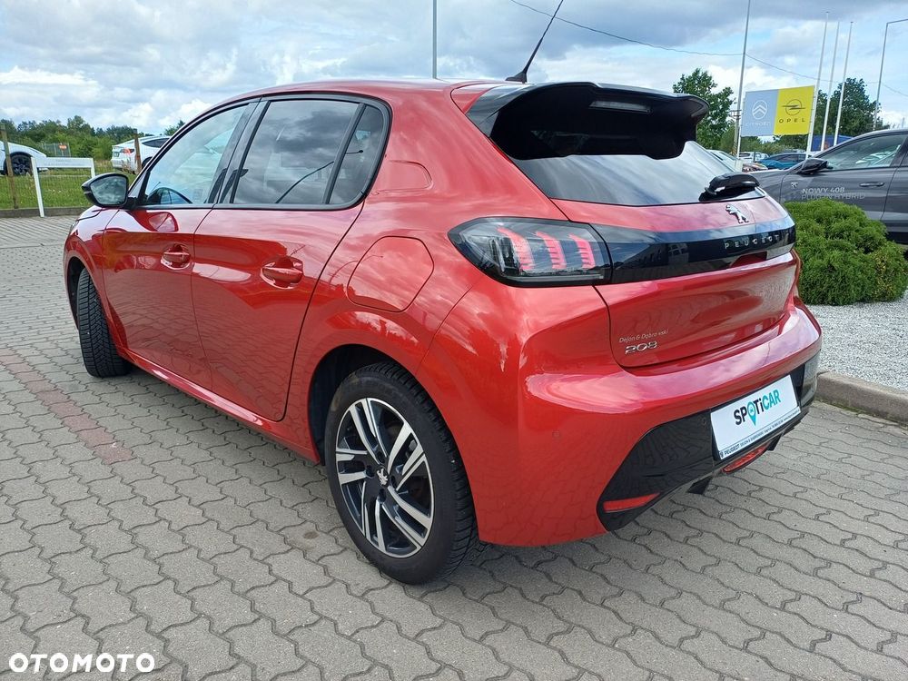 Peugeot 208 - 4