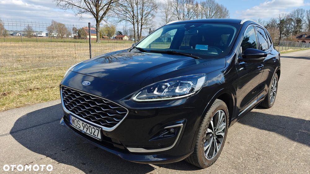 Ford Kuga - 1