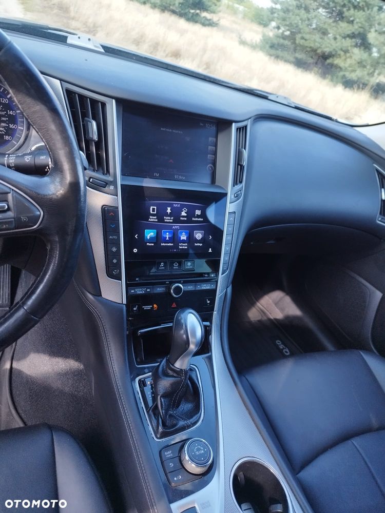 Infiniti Q50 2.0t Sport - 11