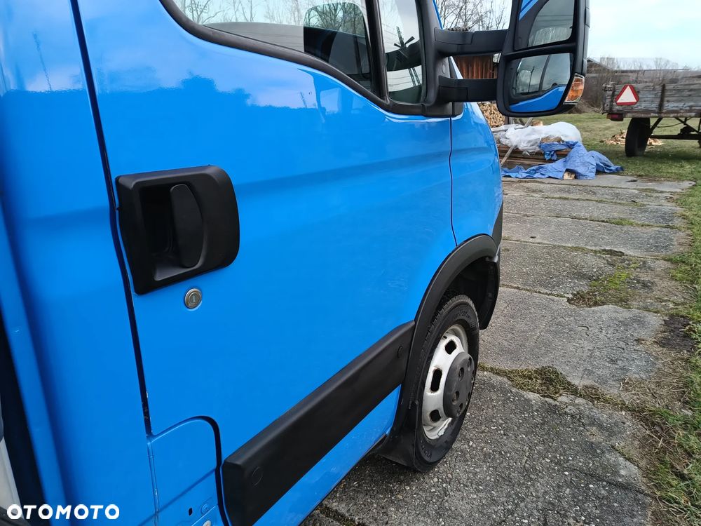Iveco Daily 35c17 3.0 diesel 170 kM automat 2012 rok, WEBASTO, BLOKADA TYLNEGO MOSTU, GOTOWY DO PRACY! - 20