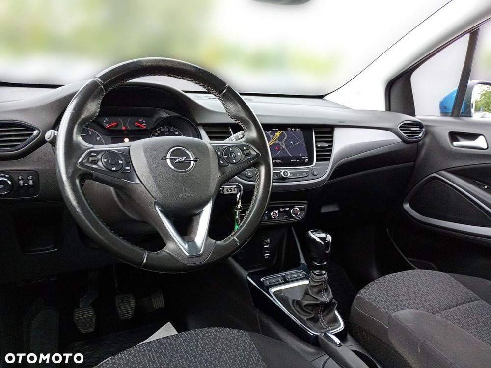 Opel Crossland X - 16