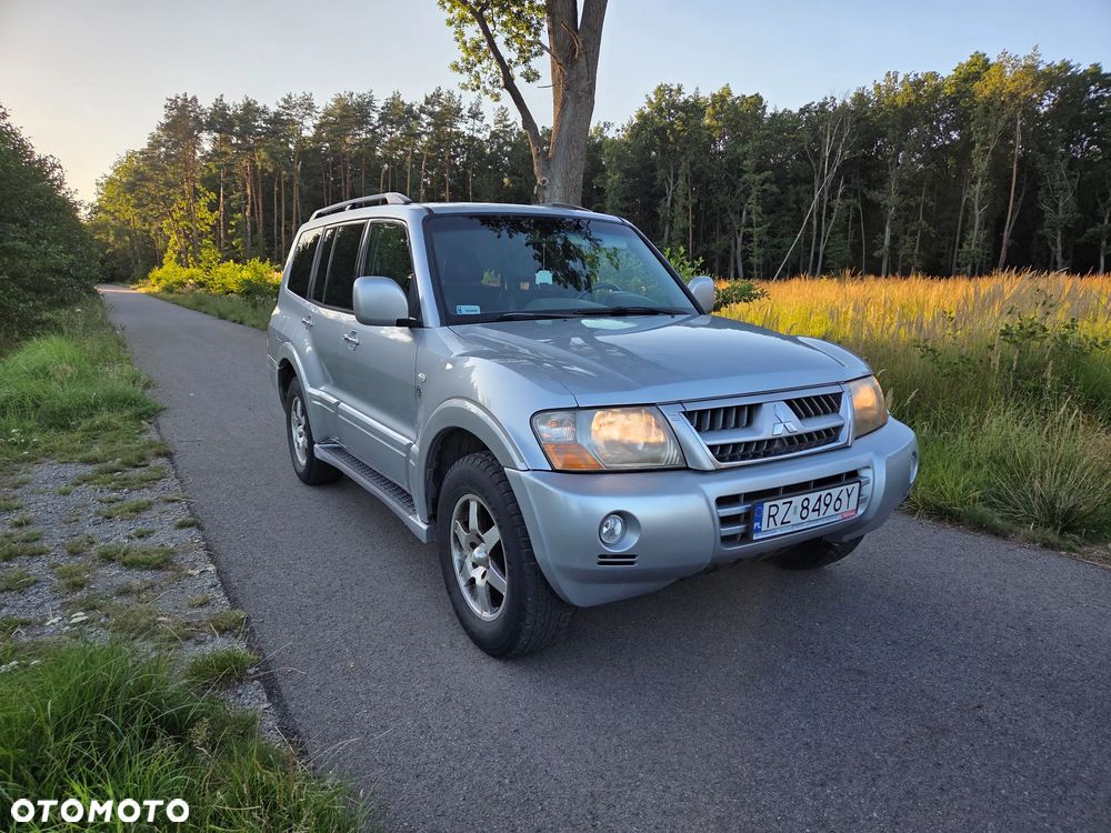 Mitsubishi Pajero 3.2 DID Instyle DAKAR - 7