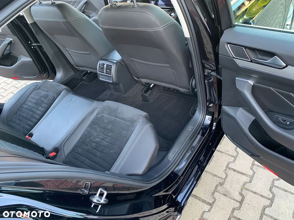 Volkswagen Passat 1.5 TSI EVO Elegance DSG - 16