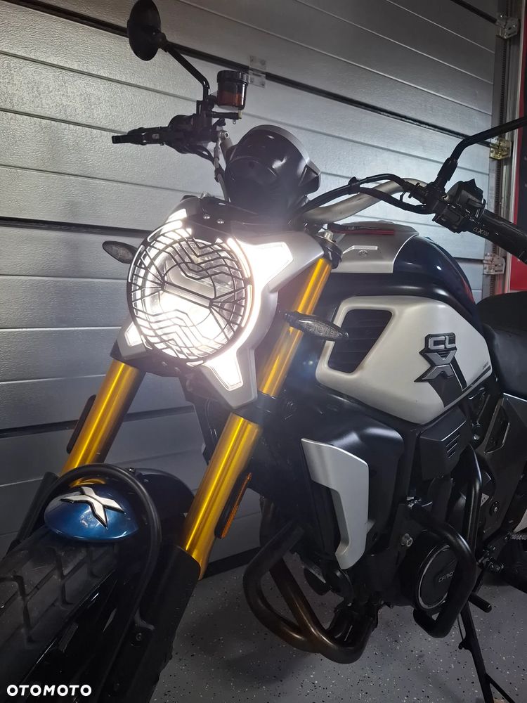 CFMoto 700CL-X Heritage - 7